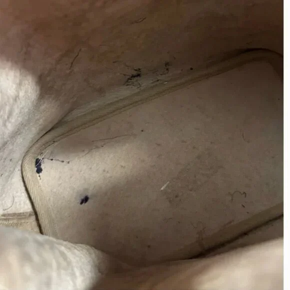 Just in Posh C ☀️ | Dooney & Bourke Ostrich Vintage Kendall Crossbody - Picture 4 of 9